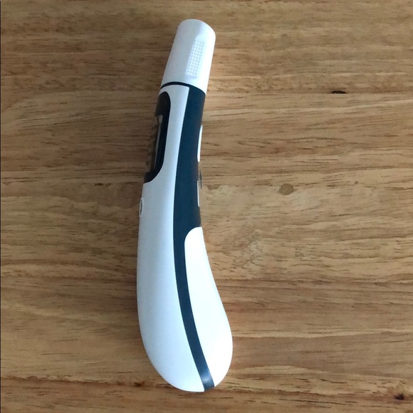 Infrared Thermometer Forehead Or Eardrum Detection - Picture 4 of 6